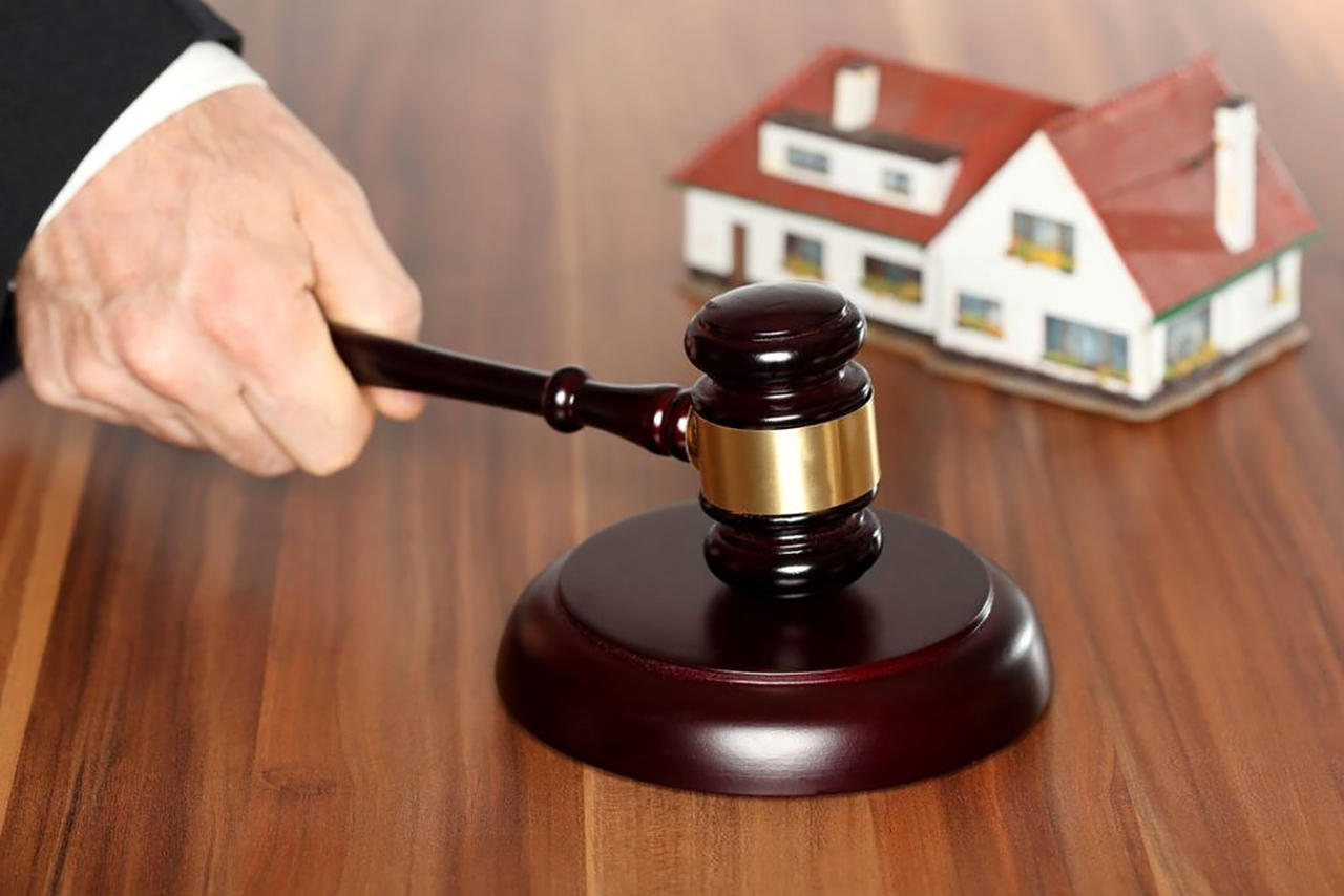 Юрист по недвижимости — консультация по спорам о праве собственности
