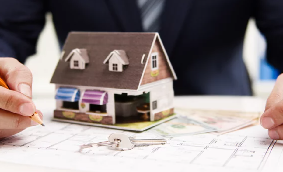 С АГЕНСТВАМИ НЕДВИЖИМОСТИ